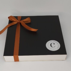 Imagen de Mix Box con 35 piezas de chocolate