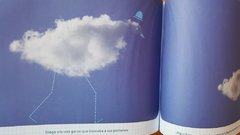 Con la cabeza en las nubes en internet