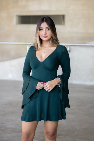 VESTIDO MANGA FLARE