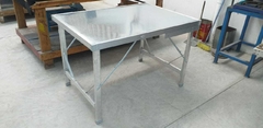 Mesa Pés dobráveis ( ou fixo ) em alumínio c/ tampo em chapa galvanizada ou inox. - comprar online