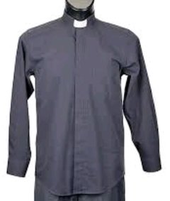 Camisa gris oscuro manga larga talle S