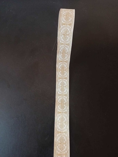 GALON LITURGICO DORADO CON BLANCO 2 CM ANCHO. PRECIO X 1 METRO