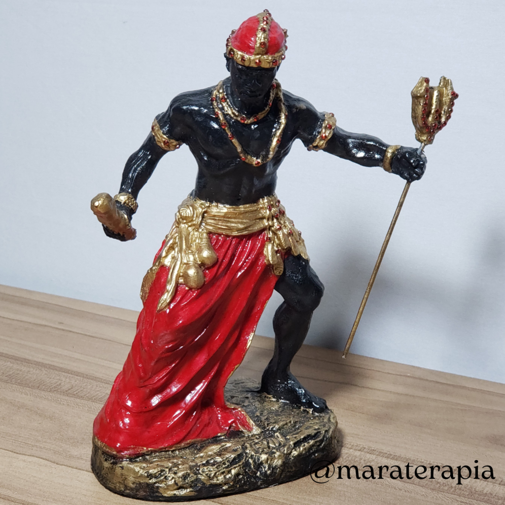 Exu orixa de candomble 24cm resina importada e adorno Exu orixa de candomble 24cm resina importada e adorno