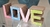 Palavra Em Madeira - " Love " - Roots na internet