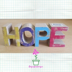 Palavra Em Madeira - " Hope " - Roots - comprar online