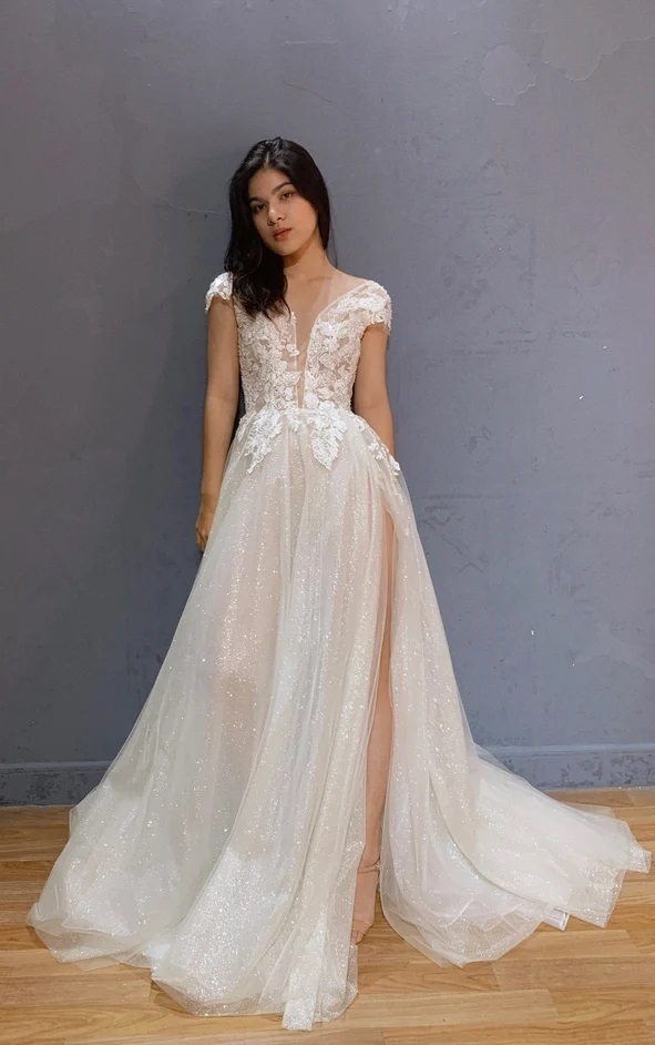 Vestido PERFEIÇÃO - Brilho de Noiva  Wedding dresses lace, Wedding  dresses, Sheath wedding dress