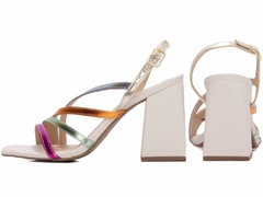 Sandália Feminina - Viviany Leal Store