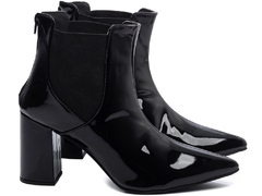 Imagem do Bota Arrasadora Bico Fino Verniz Preto