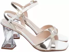 Sandália Feminina - Viviany Leal Store