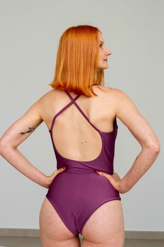 Body com alças cruzadas Roxo Spirit - comprar online