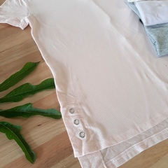 Remera tachas - comprar online