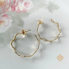 ARGOLA RETORCIDA FABULOSA FOLHEADA EM OURO 18K - ARGJ187D