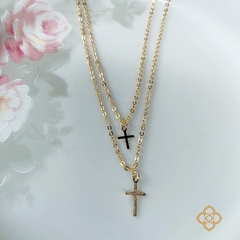 CORRENTE DUPLA CRUZ 40/45CM FABULOSA FOLHEADA EM OURO 18K - COL108 na internet