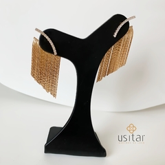 BRINCO EAR CUFF RIVIERA ZIRCONIA E FRANJAS FOLHEADO EM OURO 18K - BRF667
