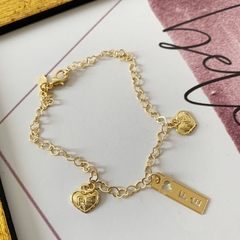 PULSEIRA ELOS MINI CORAÇÕES e PLACA FÉ FOLHEADA EM OURO 18 - PUL1257D