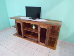 Mesa TV ALGARROBO 1.80 x 0.80 m. - comprar online