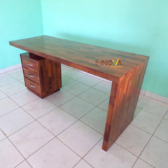 Escritorio de Algarrobo. - comprar online