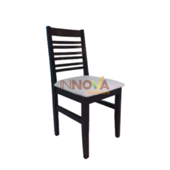 Silla De Algarrobo Tapizada Modelo "INNOVA" - INNOVA Muebles