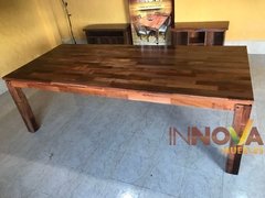 Mesa y sillas de comedor. Mesa 2,50 x 1,10m. con 10 sillas "Giuliana"