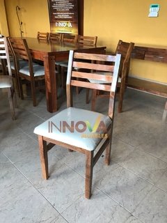 Mesa y sillas de comedor. Mesa 2,50 x 1,10m. con 10 sillas "Giuliana" en internet