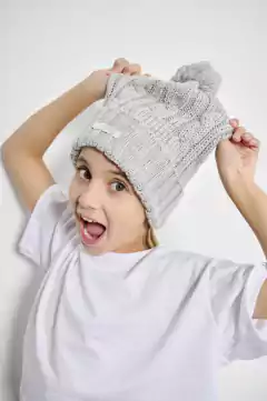 GORRO CON POMPOM GRIS - comprar online