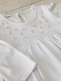 Remera Bordada - comprar online