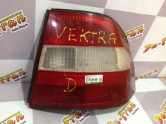 Lanterna Direita Bicolor - GM Vectra - 1997 a 1999 - comprar online
