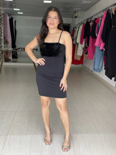 Vestido Pretinho Com Pelinhos - comprar online