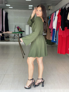Conjunto Bata + Short Verde Militar - comprar online