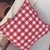 Almohadon Cuadros Rojo - comprar online