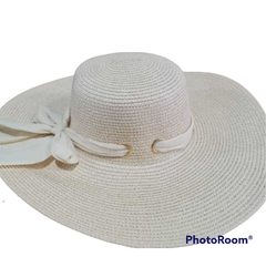 CAPELINA ALA ANCHA CON ARO - comprar online