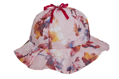 Sombrero capelina de niña floreado.