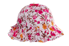 CAPELINA PLISADA CON FLORES