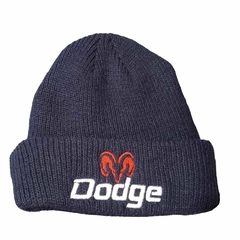 Gorras con parches de auto en internet