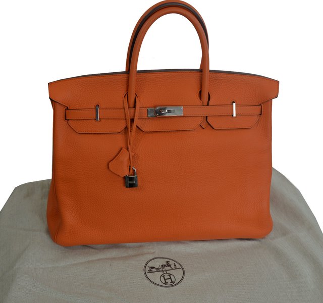 what are birkin bolsas made of