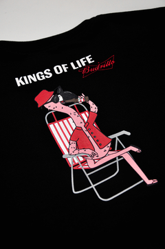 Cropped Budweiser Amarillo Kings of life preto manga curta