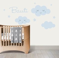 Vinilo Decorativo Nubes Con Carita Con Tu Nombre