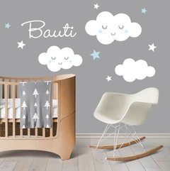 Vinilo Decorativo Nubes Con Carita Con Tu Nombre