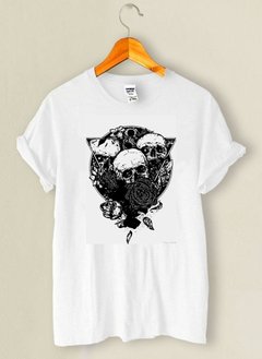 Camiseta 3 Caveiras - comprar online
