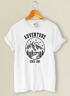 Camiseta Adventure Since 1990 - comprar online