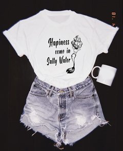 Camiseta Hapiness Come In Salty Water