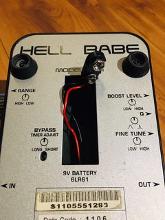 Pedal Behringer Hell Babe HB01 - Usado - Solsete Musical