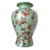 Vaso verde claro em porcelana Craquelê, com pintura à mão de borboletas e flores coloridas
