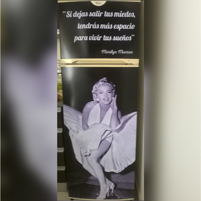 Vinilo Autoadhesivo para Heladera / Marilyn Monroe - comprar online