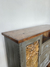 Mueble de madera y chapa en internet