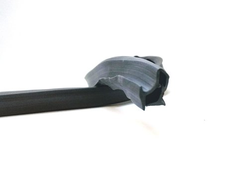 Burlete Universal Liviano P/ Aberturas De Aluminio X 100 Mts