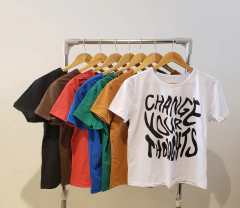 AW23 - 2570 - Remera alg mc estampado "Change" - comprar online