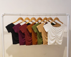 AW23 - 2574 - Remera crepe mc frunce "Hermes"  - comprar online