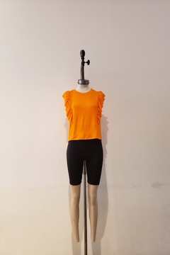 #2745 Musculosa morley con volado delantero y espalda "Portland"
