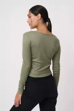 AW23 - 2598 - Remera morley ribb ml del cart falsa con botones "Coffe" - comprar online